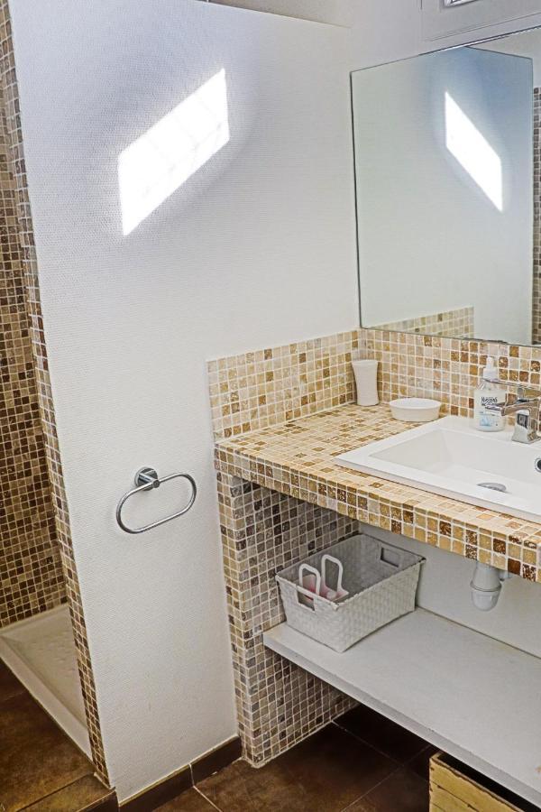 Indigo Apartment กาซีส์ ภายนอก รูปภาพ
